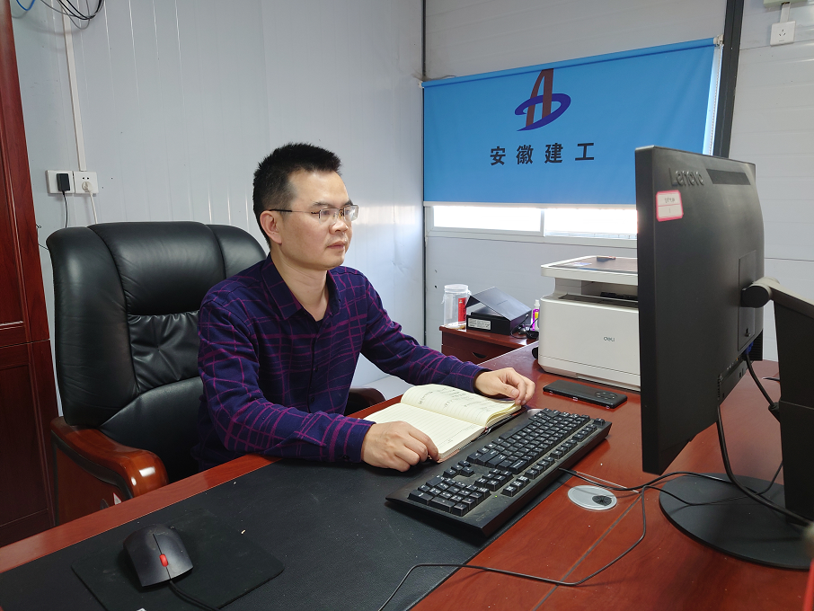 基層職工熱議黨的二十大系列報道（五） ：攻堅克難、奮勇前行，向公司交出一份份高質(zhì)量答卷！