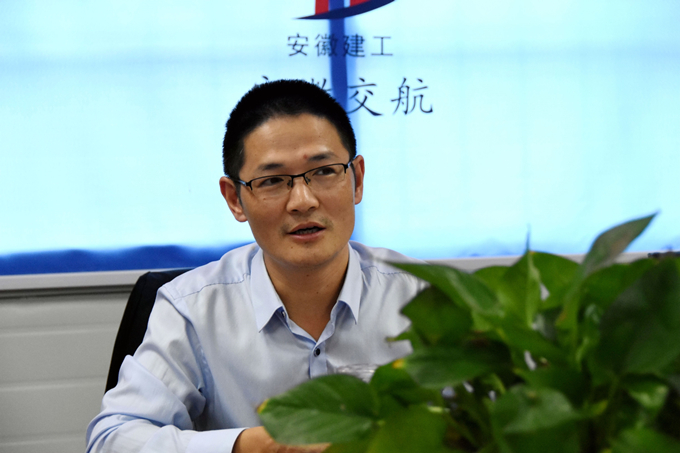 安徽交航總經(jīng)理方申柱一行至蒙城項(xiàng)目開展決戰(zhàn)一百天活動督查
